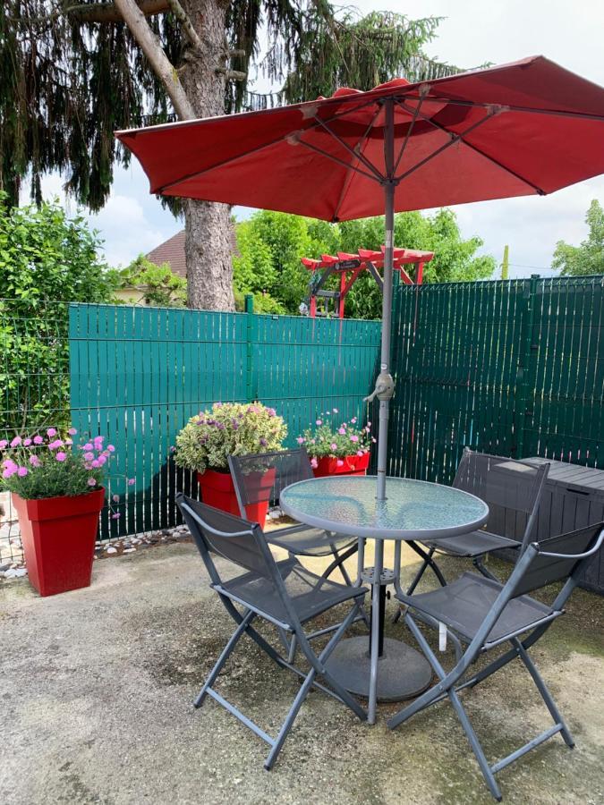 Altea Apartment Pessac Bagian luar foto