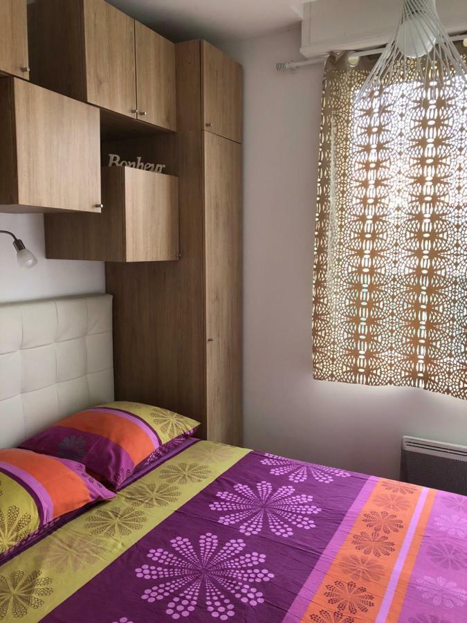 Altea Apartment Pessac Bagian luar foto